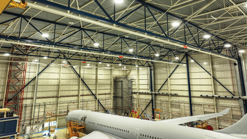 De onderhoudshangaar voor de grootste toestellen van de Luchtmacht op Vliegbasis Eindhoven