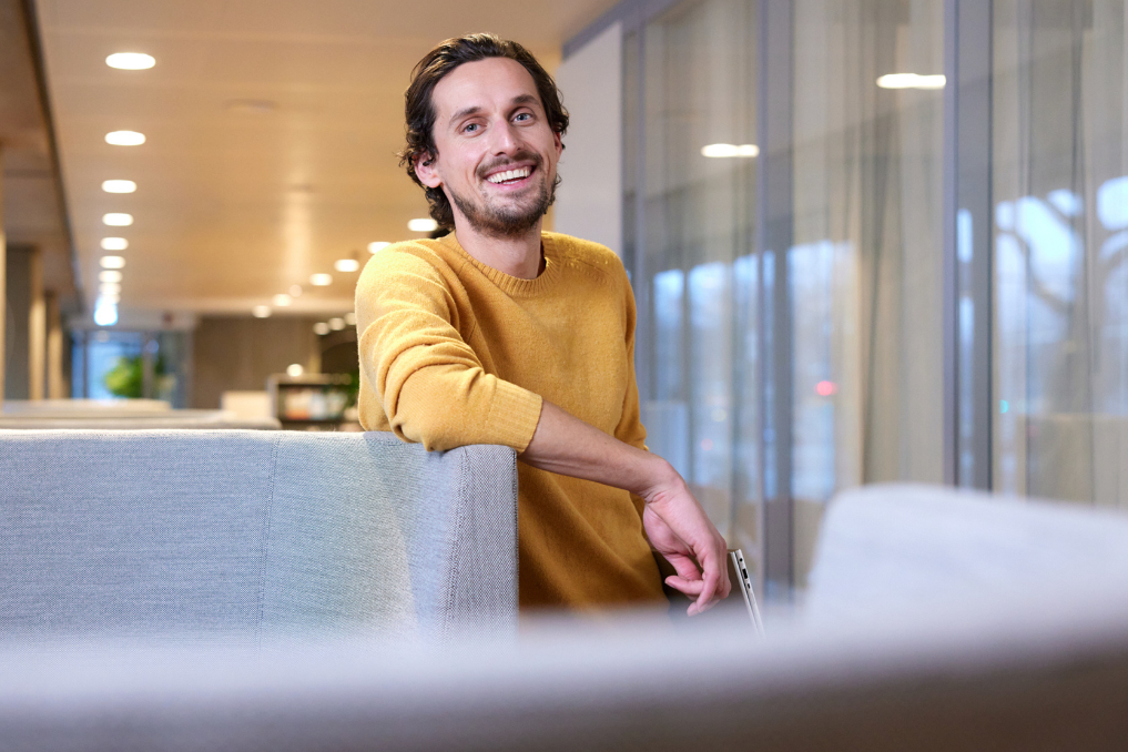 Portret van Michael, jurist bij het ministerie van Financiën