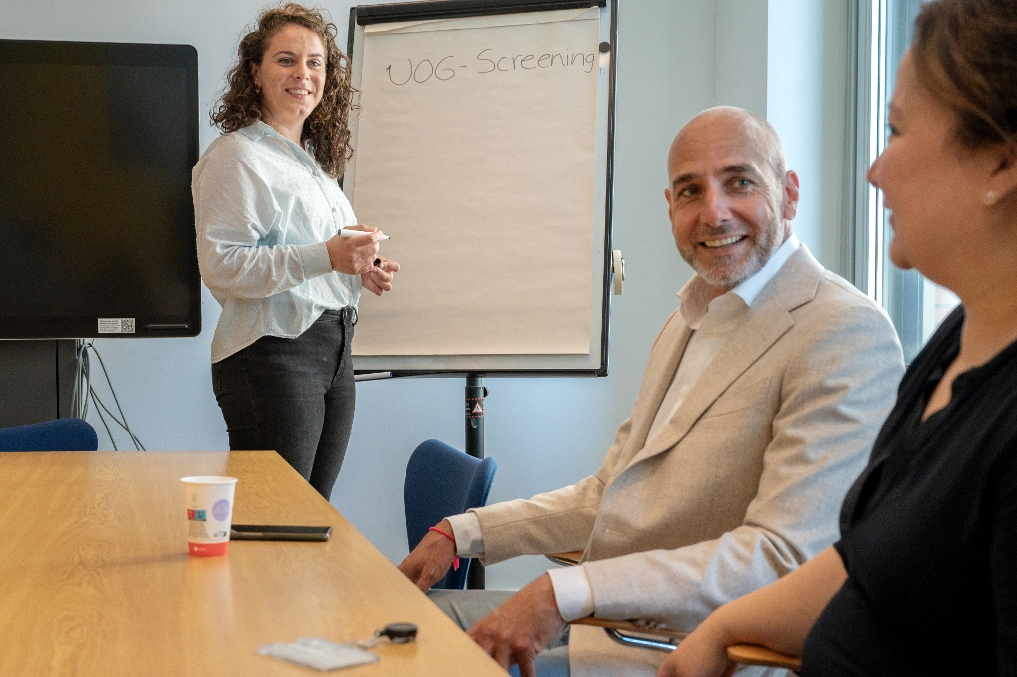 Werken bij Justis, de screeningsautoriteit van het ministerie van Justitie en Veiligheid. Justis screent personen en organisaties op betrouwbaarheid