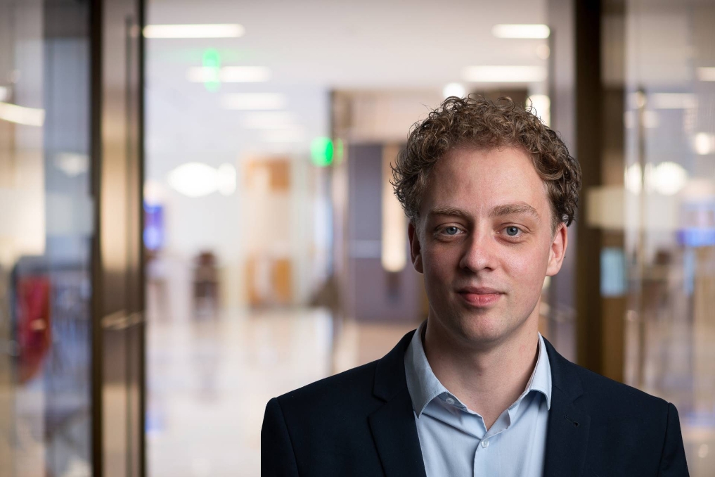 Portret van John, datatrainee in het Rijks I-Traineeship