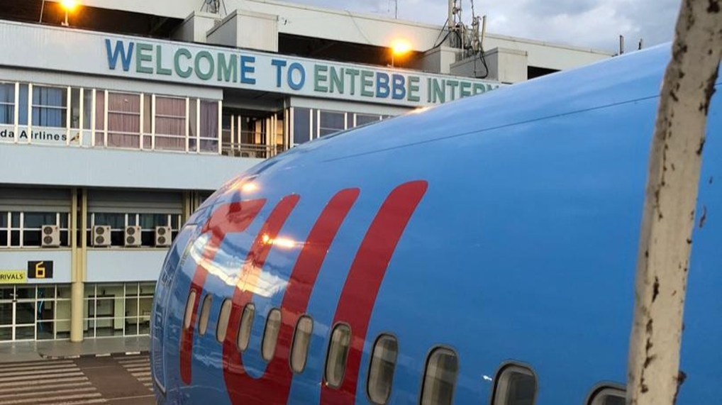 Tui sweepervlucht in Entebbe haalt Nederlanders op tijdens coronacrisis 2020